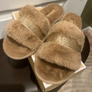 MICHAEL Michael Kors Alexis Slipper